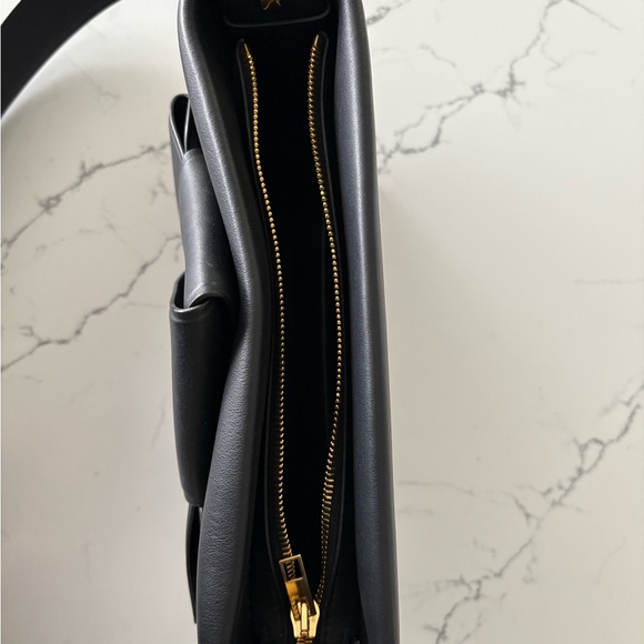 Acne Studios Musubi Shoulder Bag - Picture 10 of 14